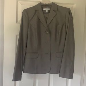 Women’s pant suit. Nine West